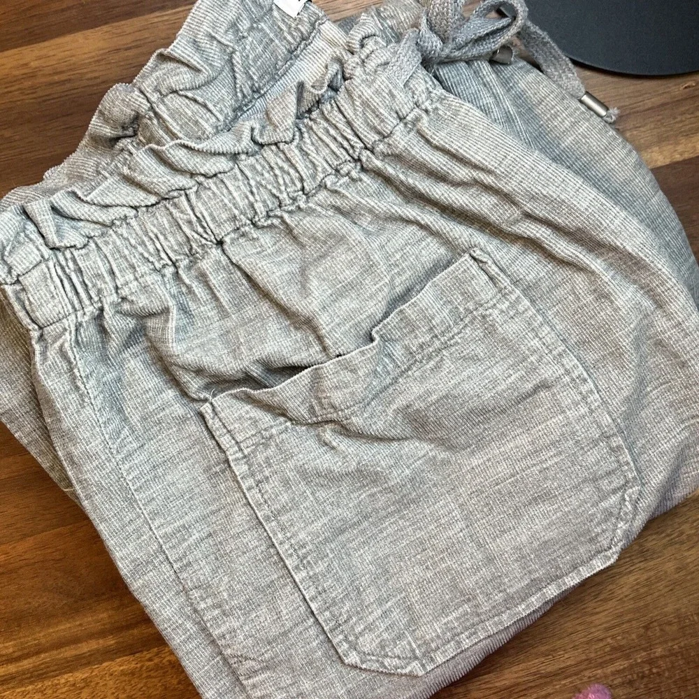 Zara Paperbag Waist Pants Women Size S Grey Textured Casual Coastal Chic Summer